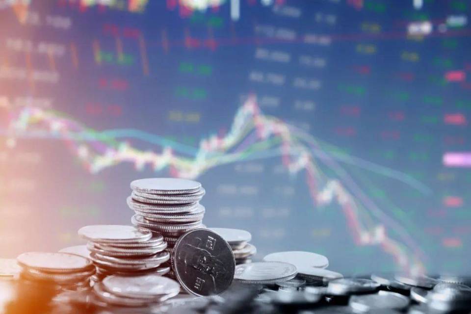 興證全球業績滑坡的背后 主動權益類基金三年虧損數百億元的深度剖析